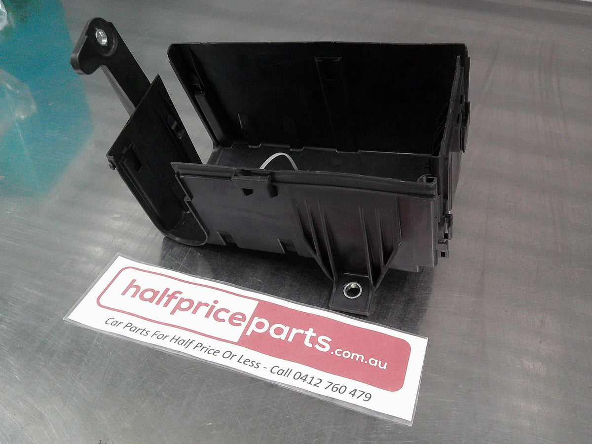 Toyota Prado 120 Series Genuine Lower Relay Block Cover New Part
