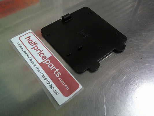 Holden RG Trailblazer Genuine Front Right Hand Guard Liner Trim Hole New Part