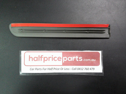 Holden VT Commodore/Calais Genuine Right Front Guard Moulding New Part