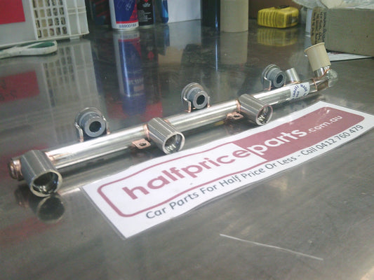 Holden Acadia Genuine Drivers Side Fuel Injection Fuel Rail New Part