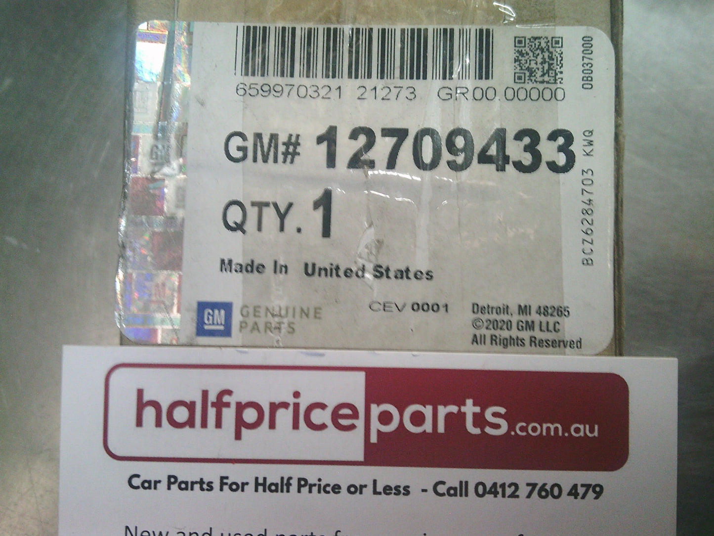 Holden Acadia Genuine Drivers Side Fuel Injection Fuel Rail New Part