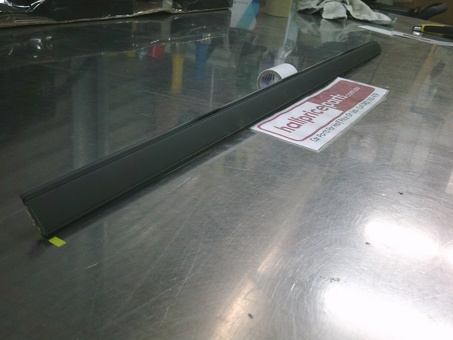 Holden RG Colorado Crew Cab Genuine Left Hand Center Roof Moulding (Suits Roof Rack) - New Part