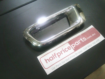 Holden RG Colorado Genuine Right Bull Bar Fog Lamp Bezel Surround (Chrome) New Part