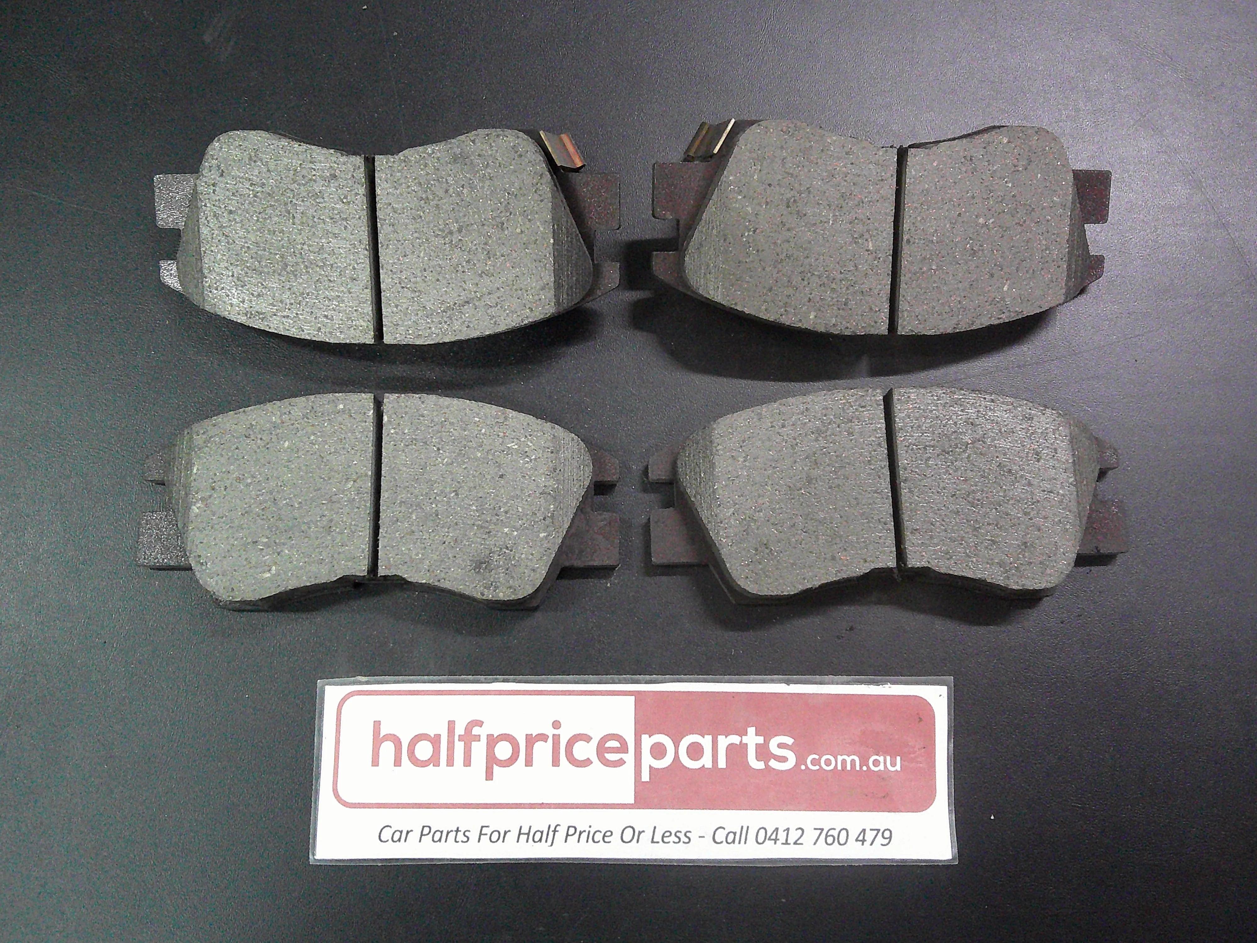 Mitsubishi Express/Starwagon/Triton/Pajero Genuine Front Brake Pads Ne ...