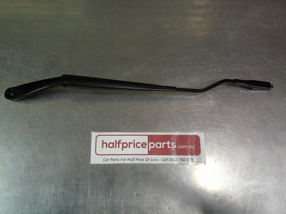 Holden TJ Trax Genuine Right Hand Windshield Wiper Arm New Part