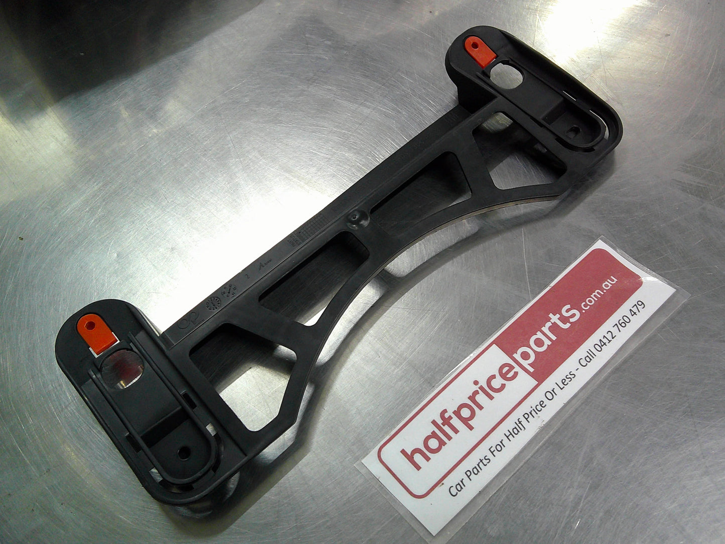 Holden Astra J Genuine Rear Centre Bumper Bracket New Part