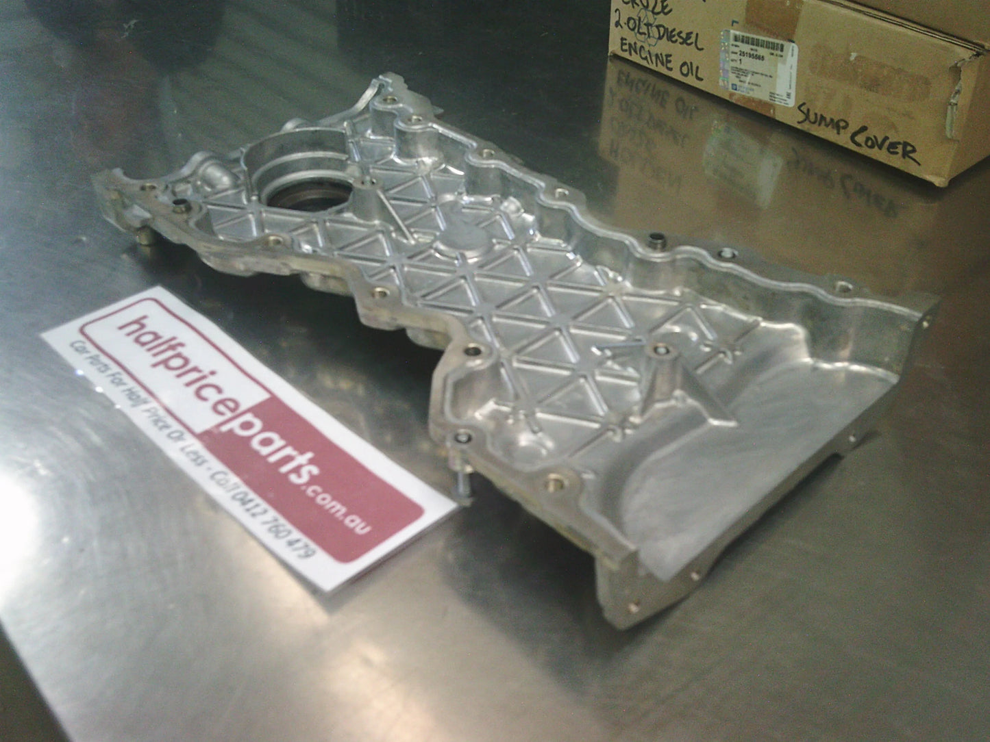 Holden JG/JH Cruze 2.0Ltr Diesel Genuine Front Engine Cover (Oil Pump Cover) New Part