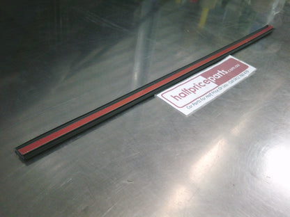 Holden RG Colorado Crew Cab Genuine Right Hand Centre Roof Moulding (Suits Roof Rack) - New Part