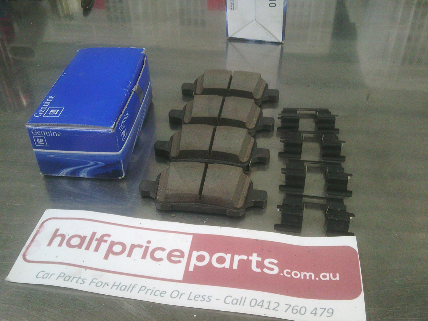 Holden BK Astra Genuine Rear Disc Brake Pad Set New Part