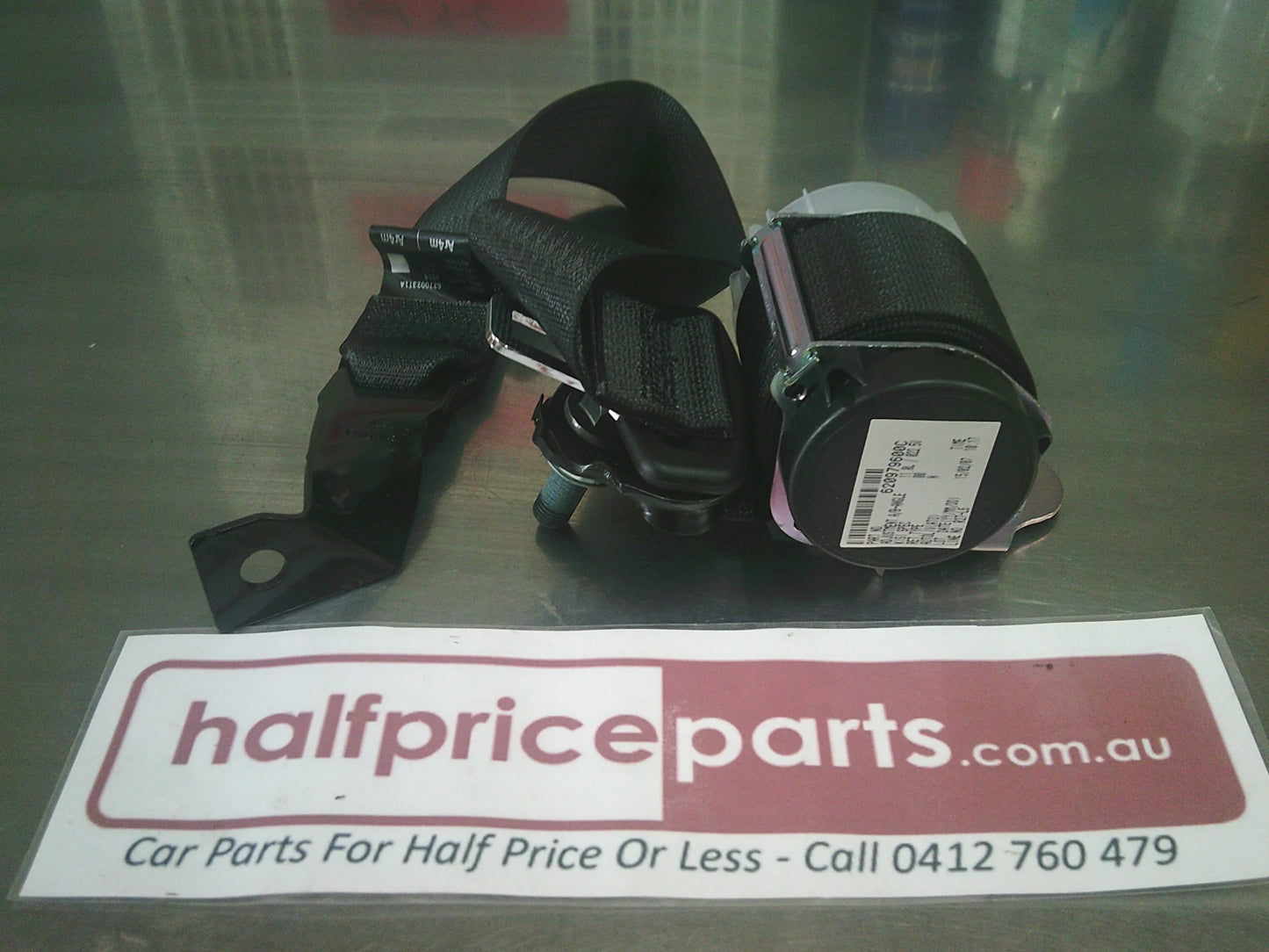 Holden RG Colorado 7 Genuine 3rd Row Seat Belt Retractor Assembly New Part