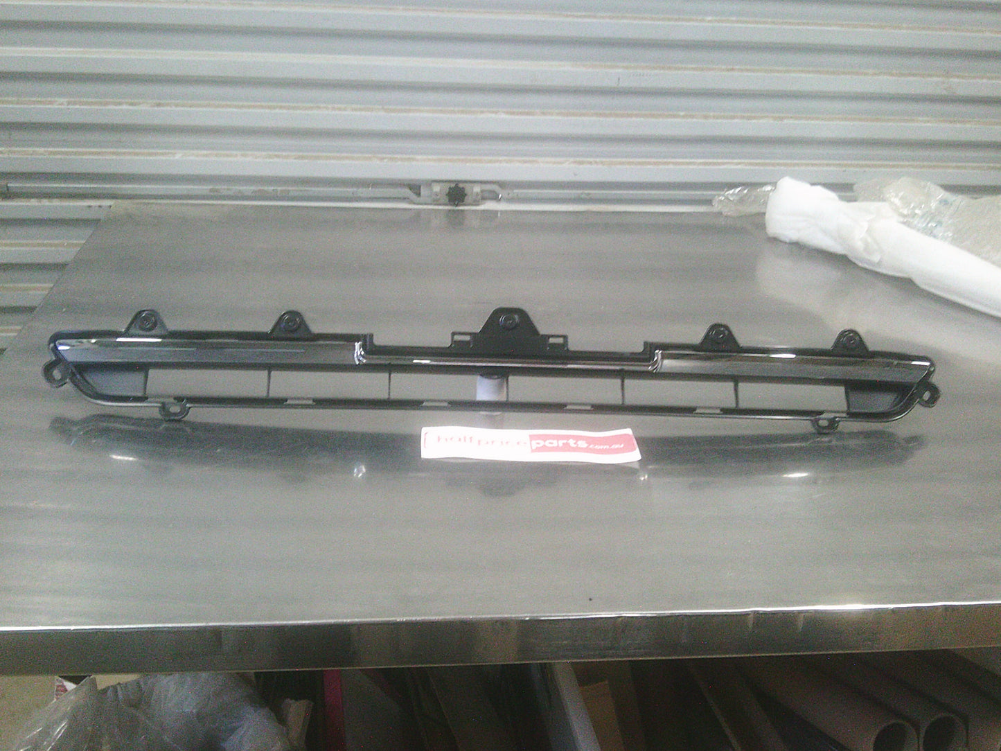 Toyota Landcruiser Genuine Grille New Part