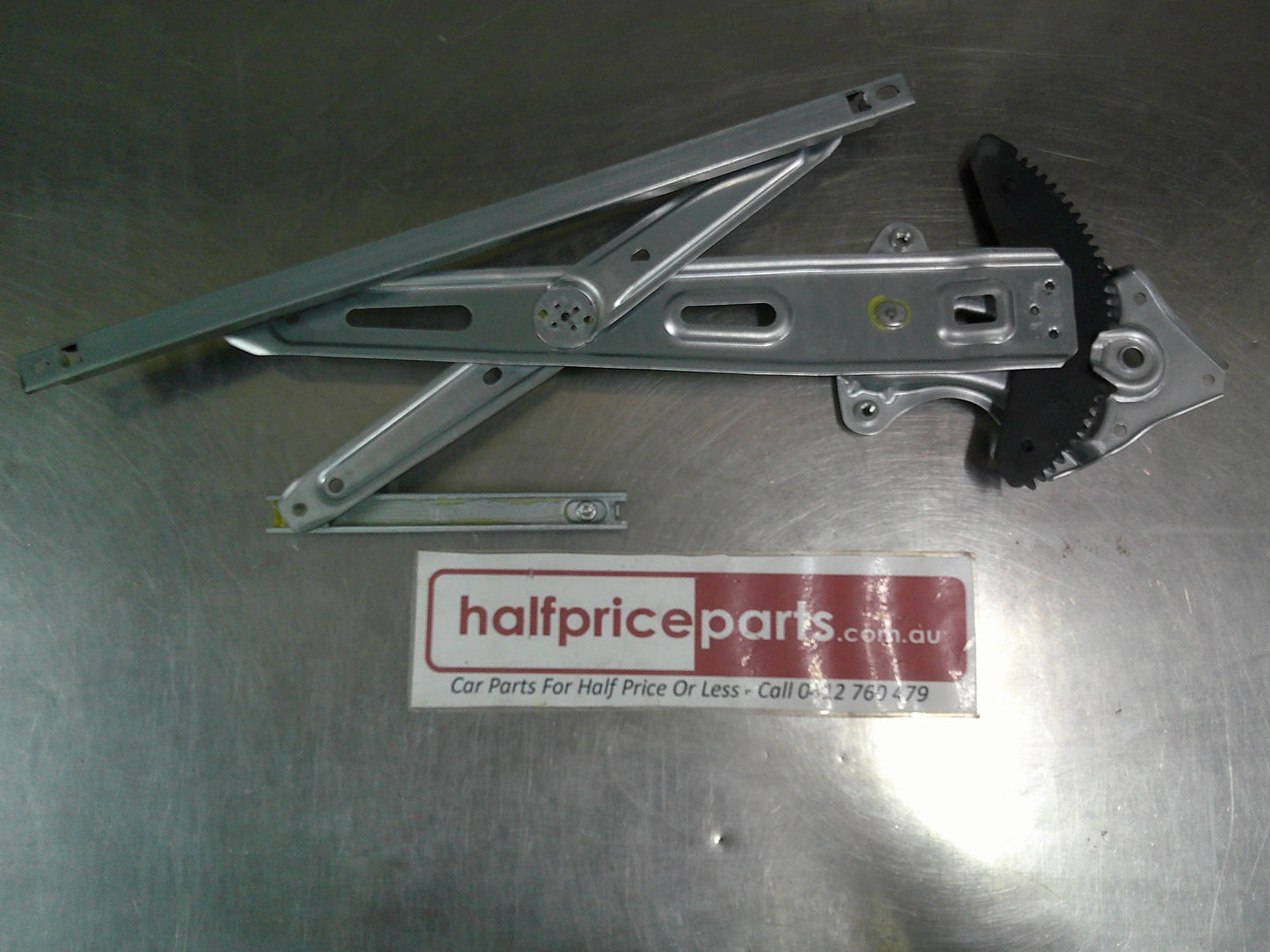 Holden RG Colorado Genuine Left Hand Front Door Window Regulator (No Motor) New Part