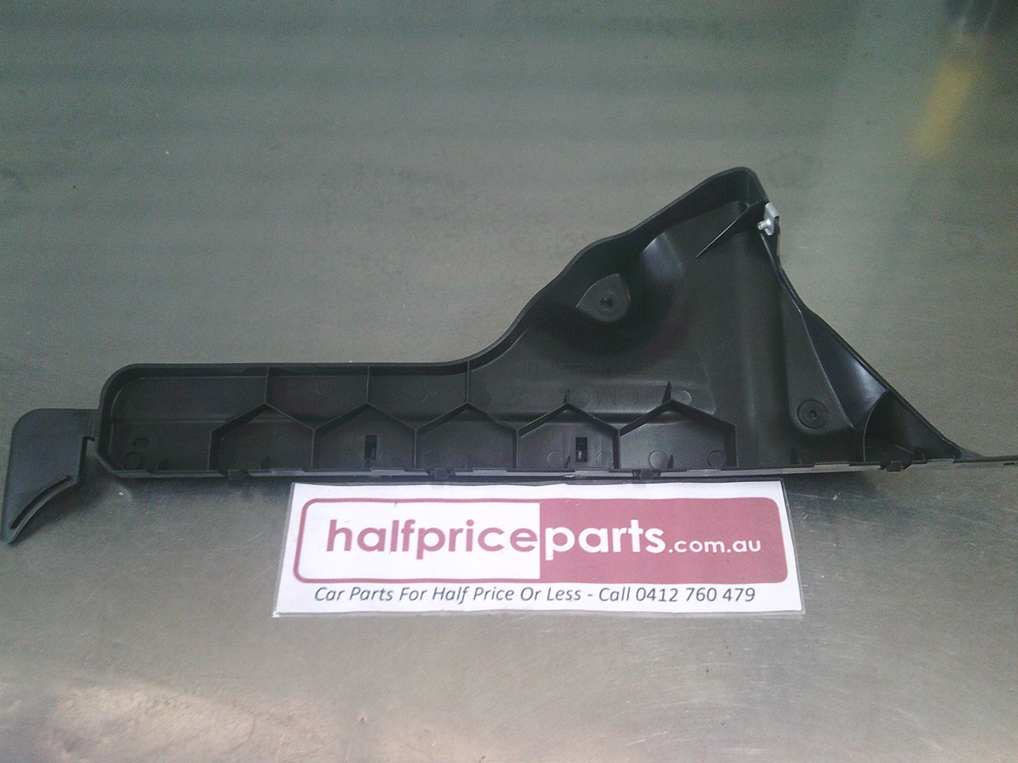 Holden VE Commodore SS/SSV/SV6 Genuine Left Hand Rear Bumper Bracket New Part
