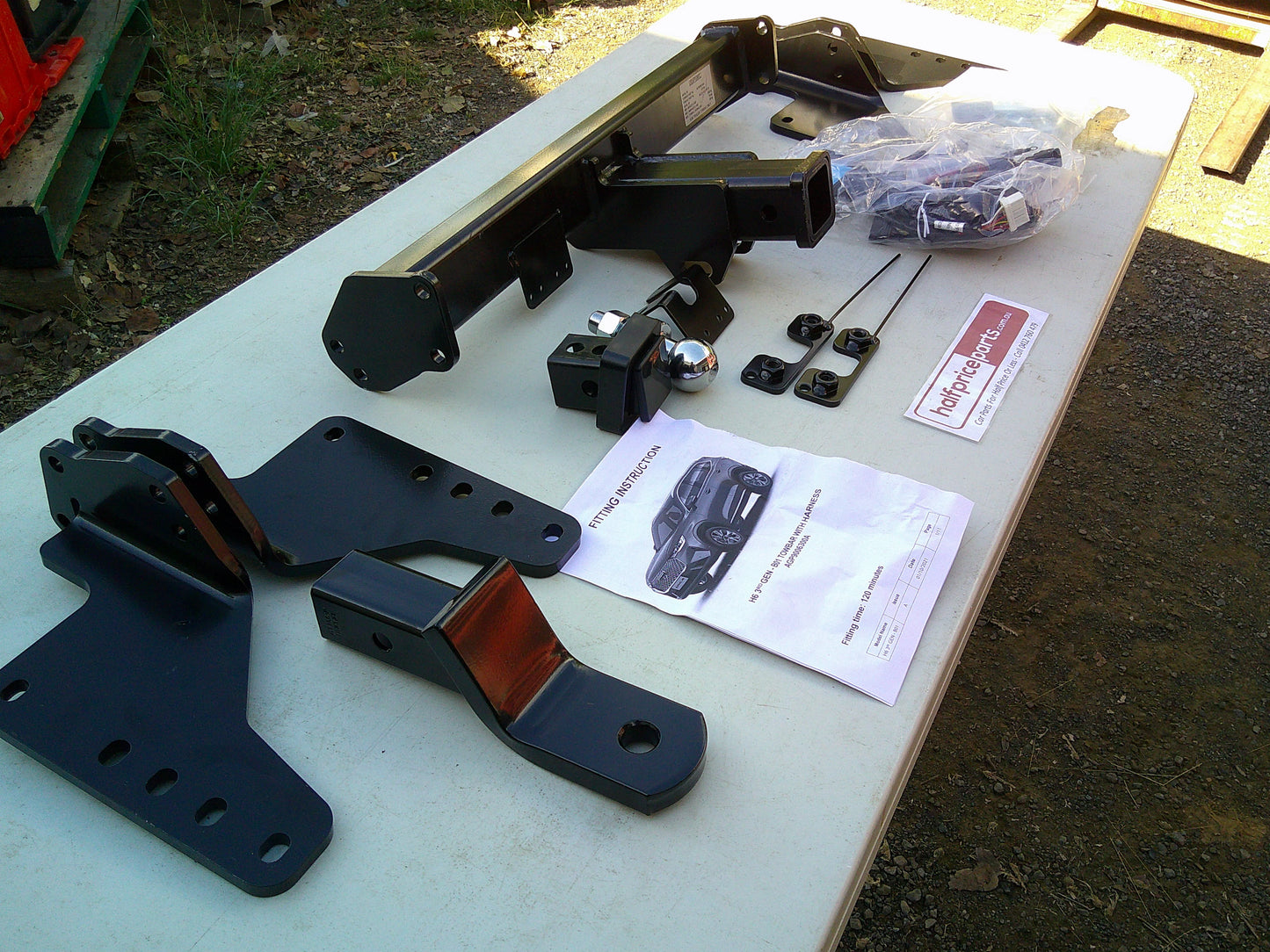 GWM Haval H6 Genuine Tow Bar Kit With Bracket And Bolt Kit And Wiring 7 Pin Flat Plug Harness New Part