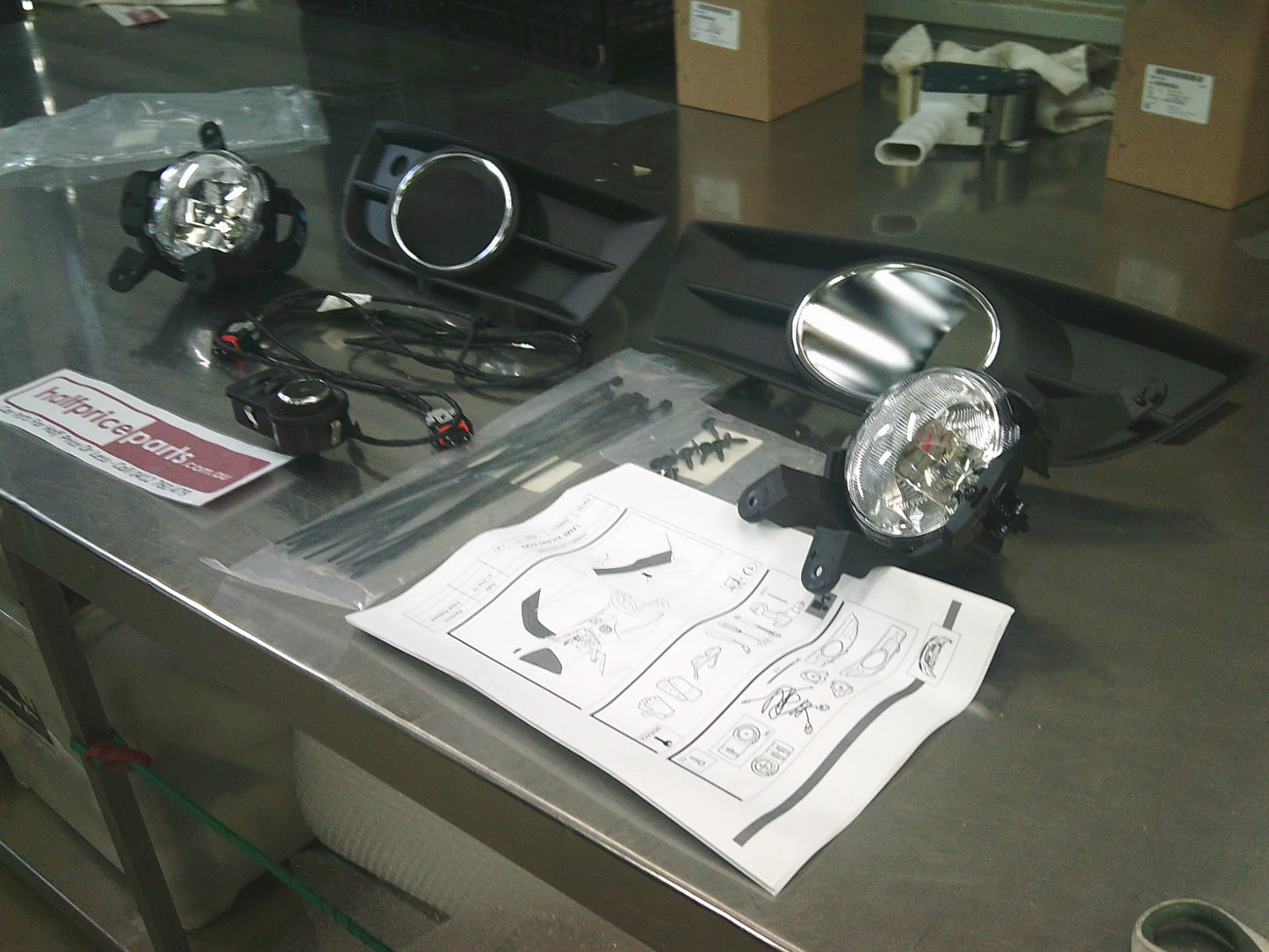 Holden JG Cruze Genuine Front Complete Fog Light Kit With Instructions New Part