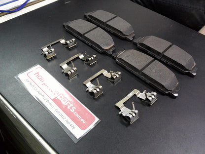 Royale Front Brake Pads Suitable For Holden VE Commodore V6 New Part