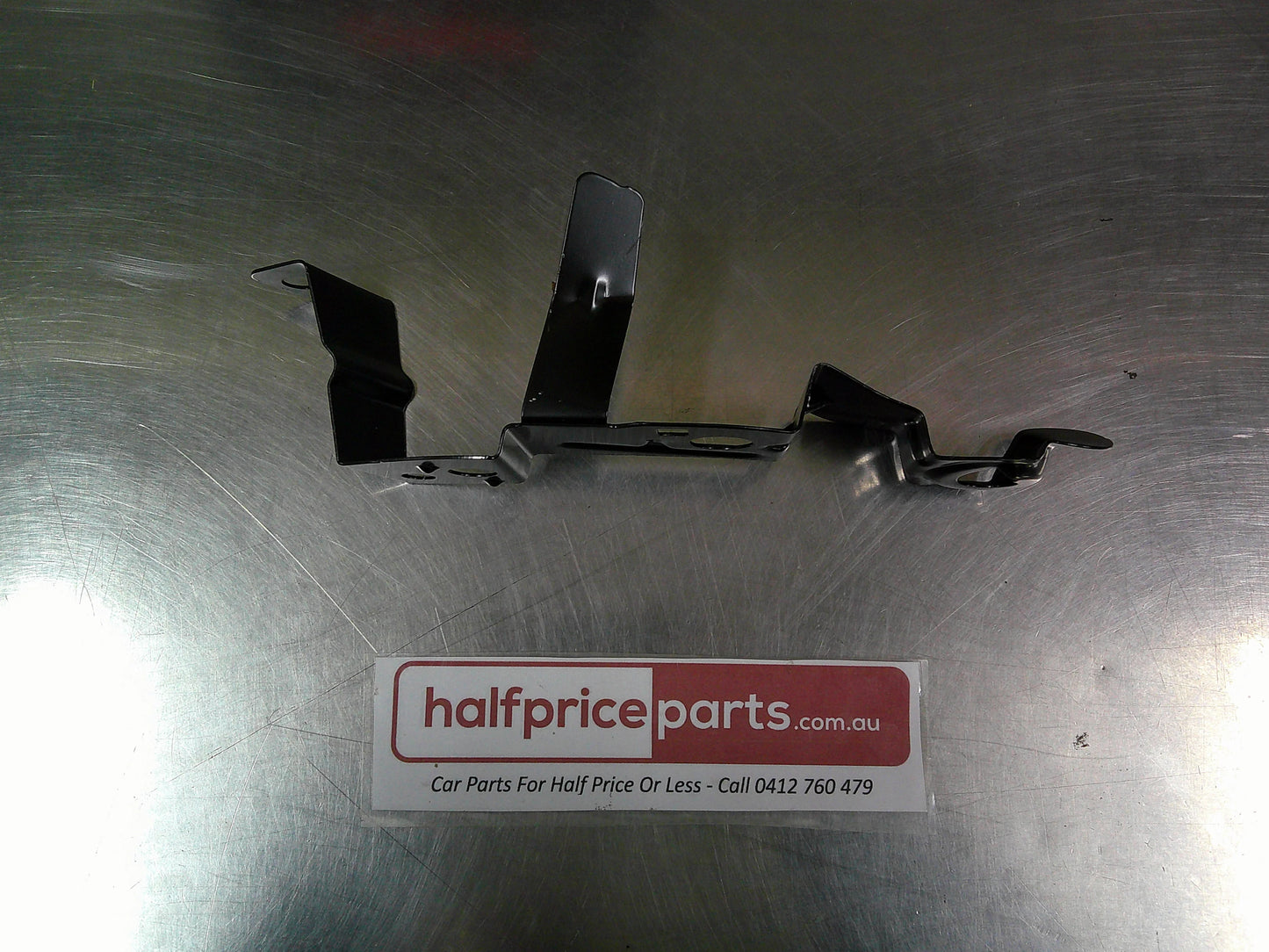 Holden TJ Trax Genuine Upper Tie Bar Bracket New Part