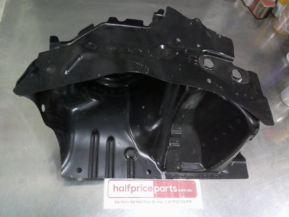 Holden Trax Genuine Right Hand Front wheelhouse Panel Assembly New Part