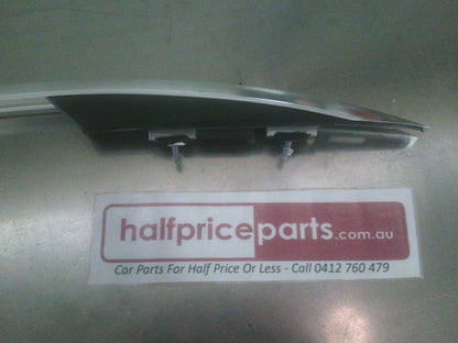 MG ZS Genuine Righthand Roof Rail Trim New Part