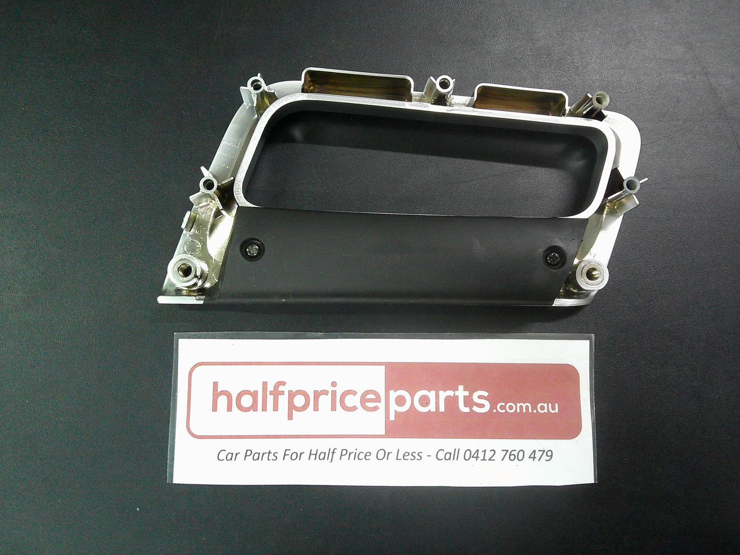 Holden CG/CG5 Captiva Genuine Right Hand Front (Drivers) Side Pull Handle Trim New Part