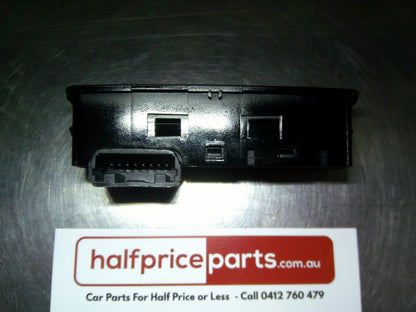 Holden VE SS/SSV/Commodore Ute/Sedan/Wagon Genuine Tactician Control Switch New Part.