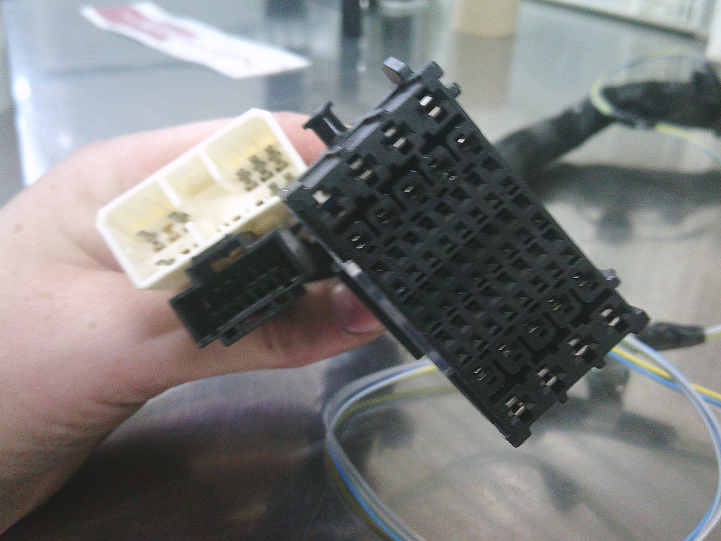 Holden RG7 Colorado/RG Trailblazer Genuine Rear Body Wiring Harness New Part .