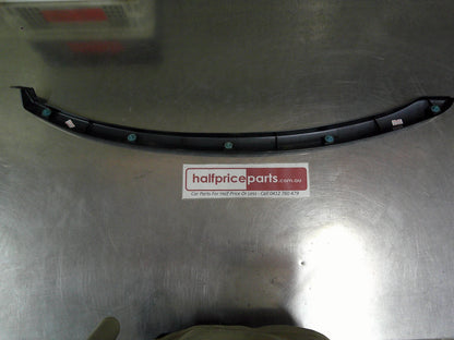 Mitsubishi ML/MN Triton Genuine Left Hand Rear Tub Finisher Panel Trim Used Part