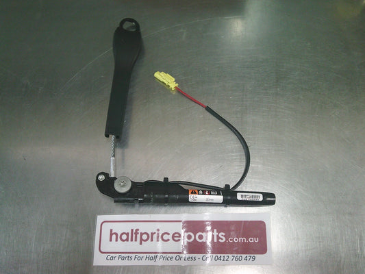 Holden CG Captiva Genuine Front Left Seat Belt Tensioner New Part