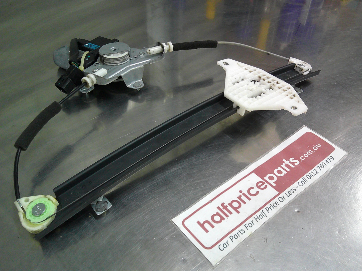 Dongyang Front Right Hand Window Regulator with Motor Suits CG Captiva Used Part