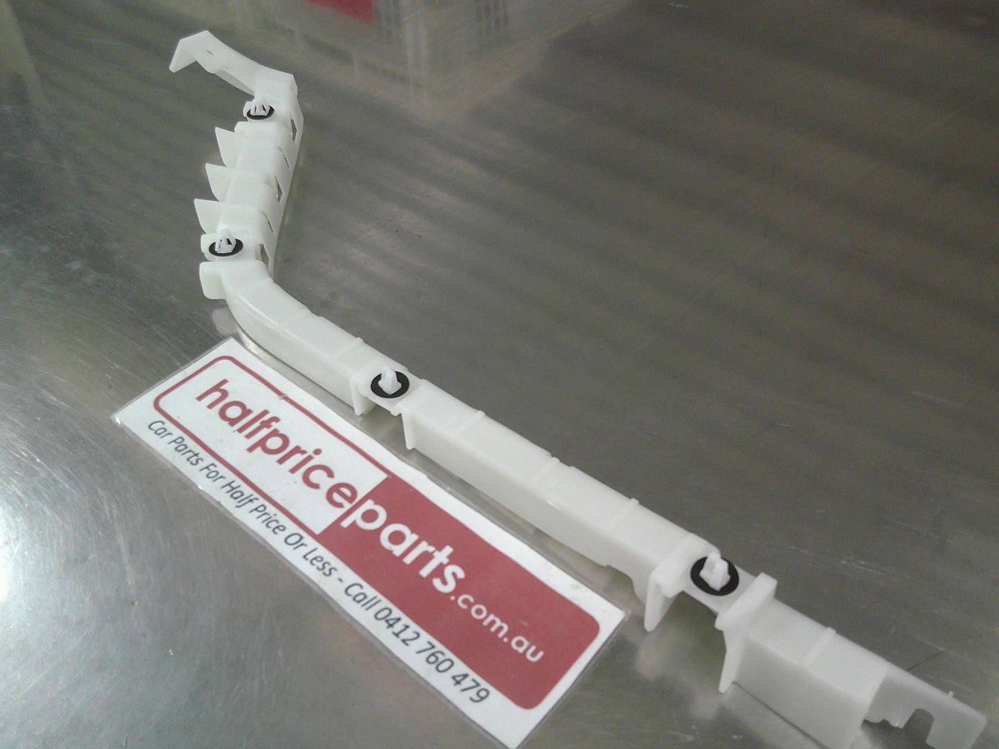 Holden CG Captiva Genuine Left Hand Rear Bumper Bar Bracket New Part