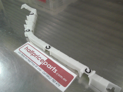 Holden CG Captiva Genuine Left Hand Rear Bumper Bar Bracket New Part