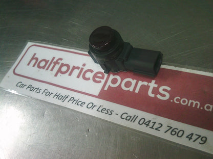 Holden VF SS/SV6 Commodore Genuine Rear Parking Sensor (Burgundy) New Part