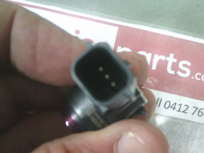 Holden VF SS/SV6 Commodore Genuine Rear Parking Sensor (Burgundy) New Part