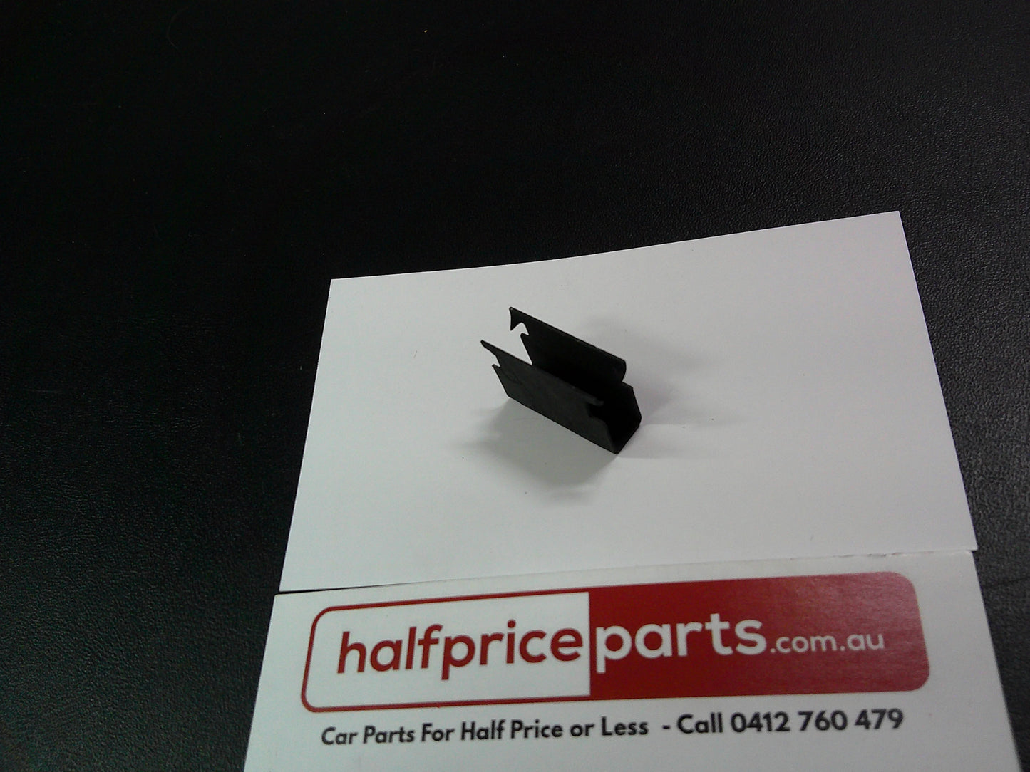 Holden ZB Commodore Genuine Extension Retainer New Part