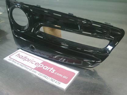 Holden VF Commodore Genuine Left Hand Front Fog Light Bezel New Part