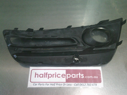 Holden VF Commodore Genuine Left Hand Front Fog Light Bezel New Part