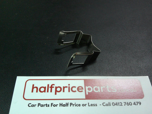 Holden VT/VX Commodore/Calais/Caprice/Statesman/Monaro Genuine Pretensioner Clip New Part