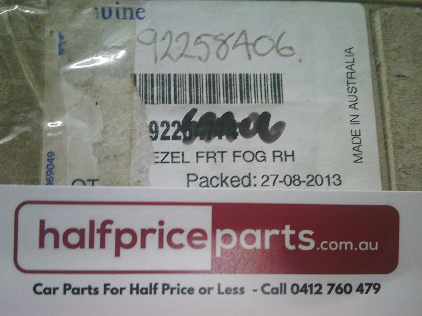 Holden VF Commodore Genuine Left Hand Front Fog Light Bezel New Part