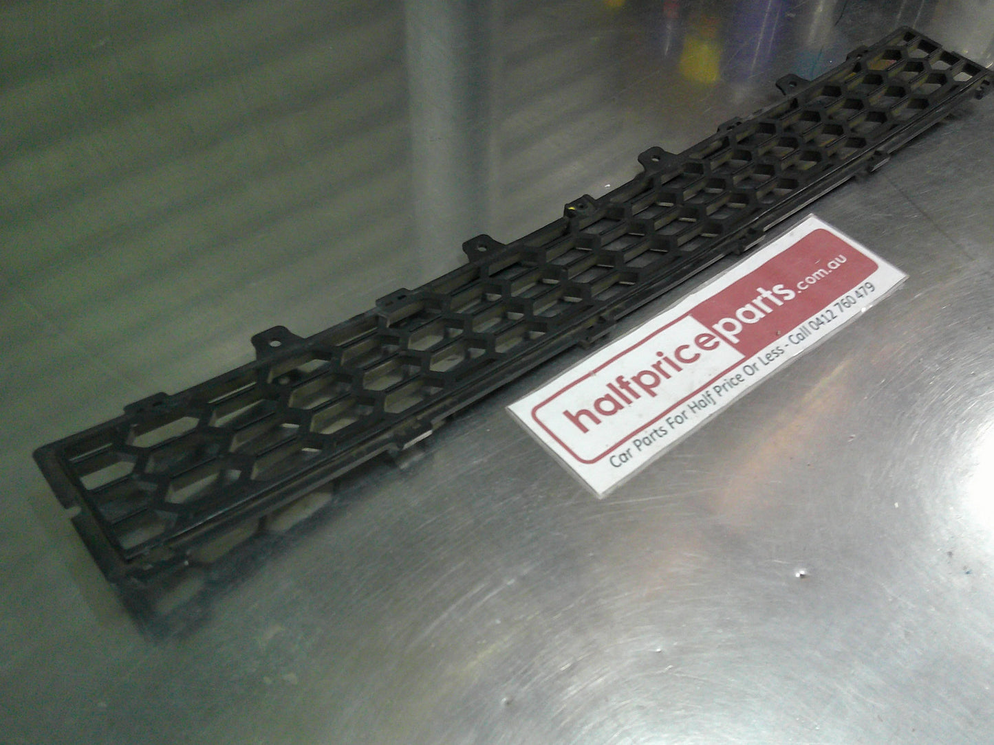 Holden CG Captiva Genuine Front Lower Bumper Grille VGC Used Part
