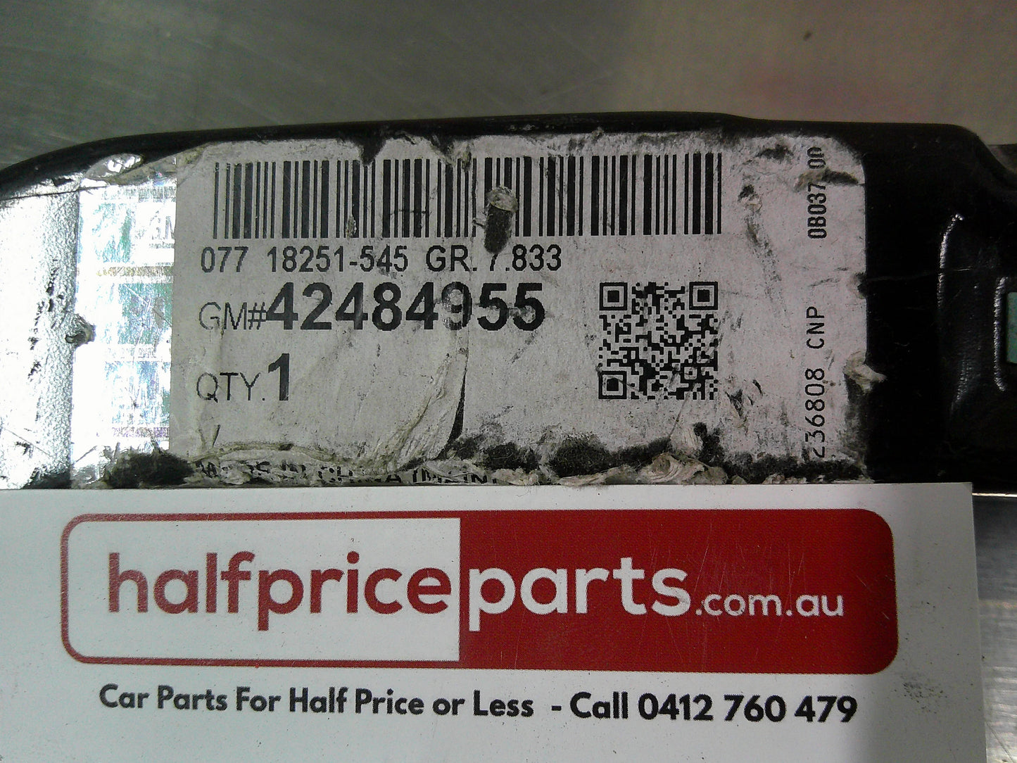 Holden AC Acadia Genuine Front Bumper Fascia Centre Support Bracket New Part