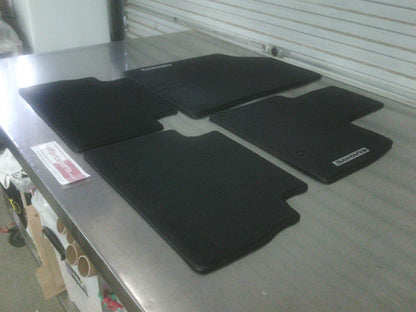 Hyundai Santa Fe Hybird Genuine Tailored Black Carpet Floor Mats New Part.