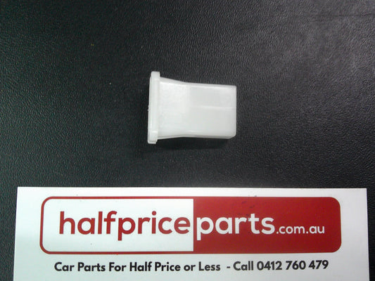 Holden VT Commodore/Calais/Statesman/Caprice/Monaro Genuine Fuse Puller New Part