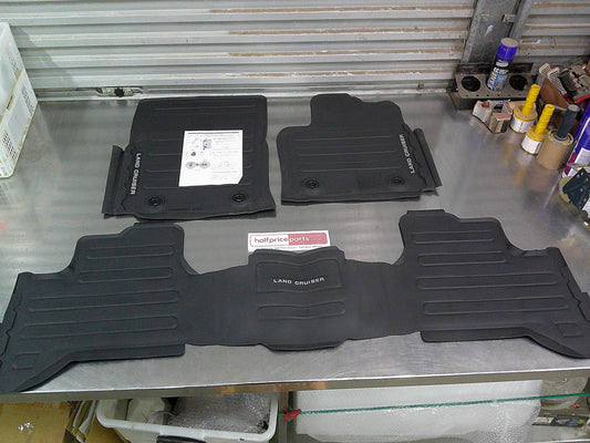 Toyota Landcruiser 300 Series GX/GXL/VX/Sahara/GR-S Genuine Rubber Floor Mat Set New Part