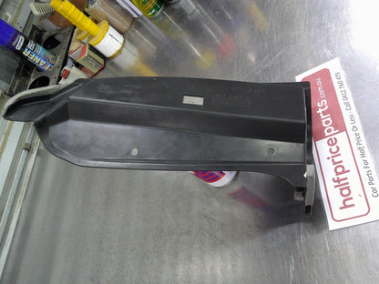 Holden VZ Commodore Ute Genuine Left Hand Rear Tail Light Housing Dust Cover New Part