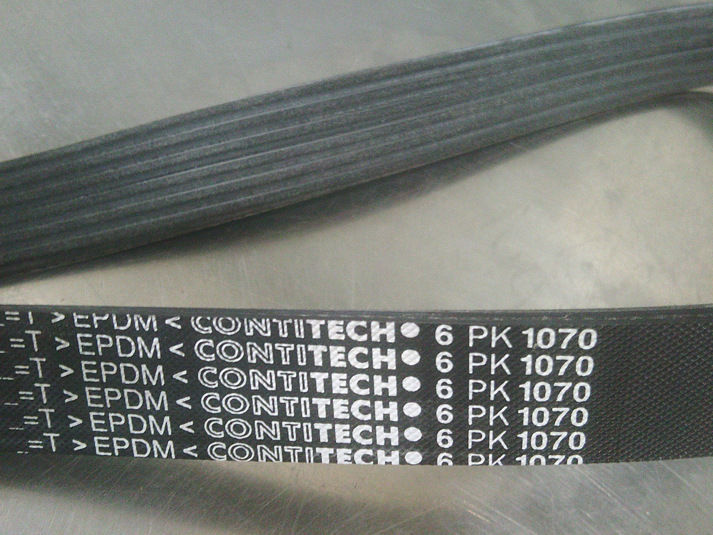 VW Genuine Serpentine Belt Suits Audi/BMW/Citoen/Kia/Peugeot/Skoda/VW New Part