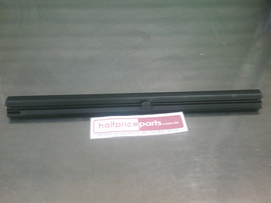 Volkswagen T6 Transporter Genuine Right Hand Rear Roller Sunblind - New Part