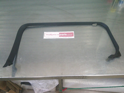 Holden VE Commodore Wagon Right Hand Rear Window Glass Trim New Part