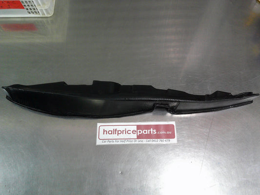 Holden RG/RG7 Colorado 2WD/4WD Genuine Right Hand Front Inner Guard Insulator New Part