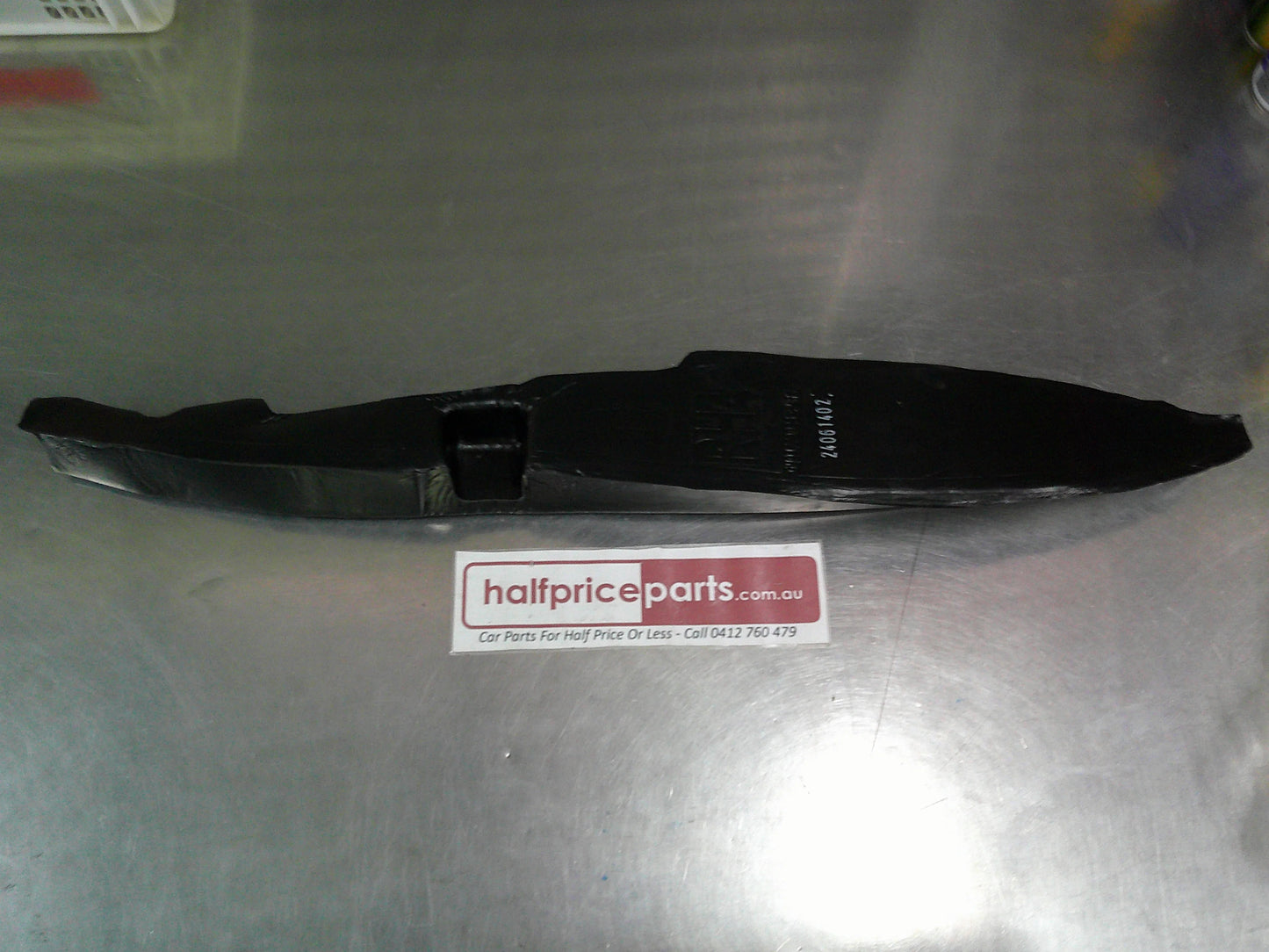 Holden RG/RG7 Colorado 2WD/4WD Genuine Right Hand Front Inner Guard Insulator New Part