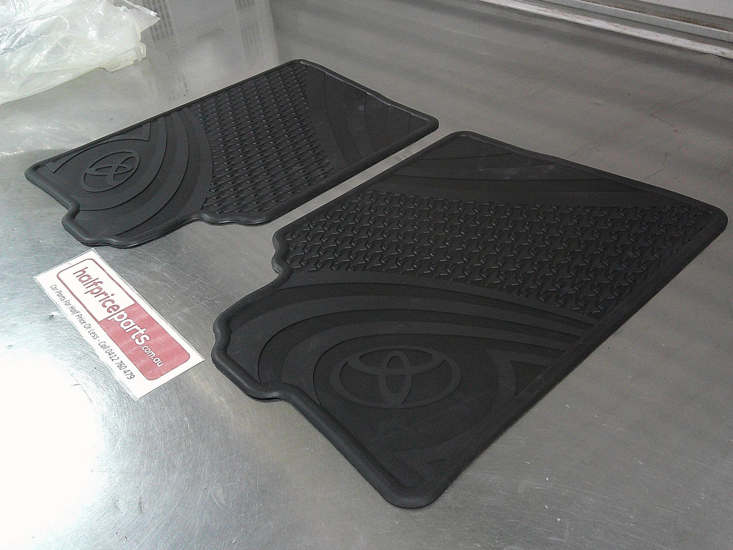 Toyota Corolla Hatch ZRE182 Genuine Rear Rubber Floor Mats (2 Mats) New Part